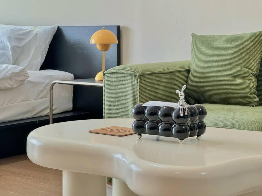 Căn hộ Spacious & Balcony - Walkable To Highlight Spots - Near Cong Coffee *